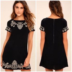 FINAL MARKDOWN  LULU’S Embroidered Shift Dress